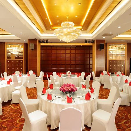 Holiday Inn Shanghai Pudong Nanpu By Ihg Dış mekan fotoğraf