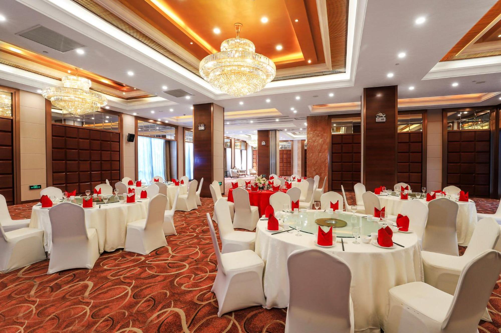 Holiday Inn Shanghai Pudong Nanpu By Ihg Dış mekan fotoğraf