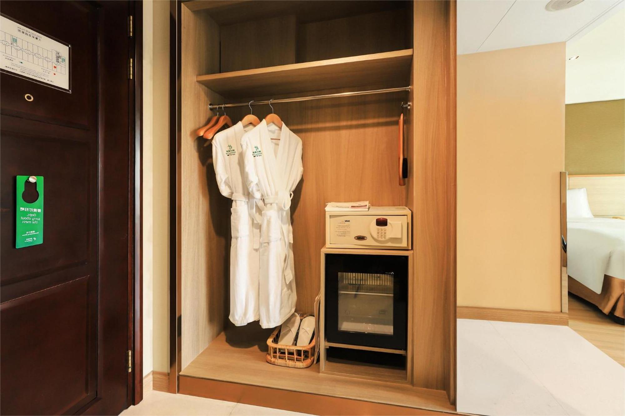 Holiday Inn Shanghai Pudong Nanpu By Ihg Dış mekan fotoğraf